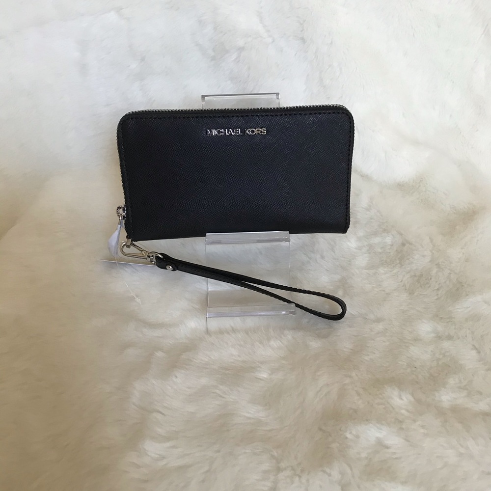 Michael Kors Jet set Travel MD ZA phone holder